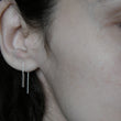 Load image into Gallery viewer, Bar dangling earrings