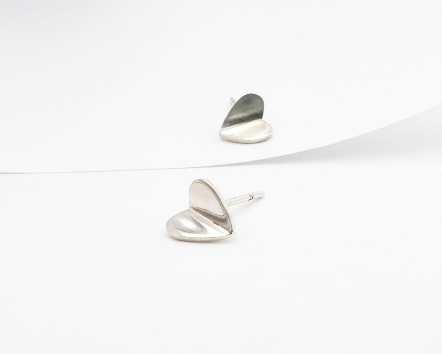 Heart silver earrings