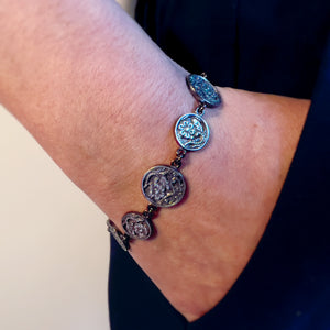 Ornamental bracelet