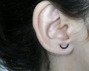 Arc bar earrings