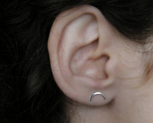 Arc bar earrings