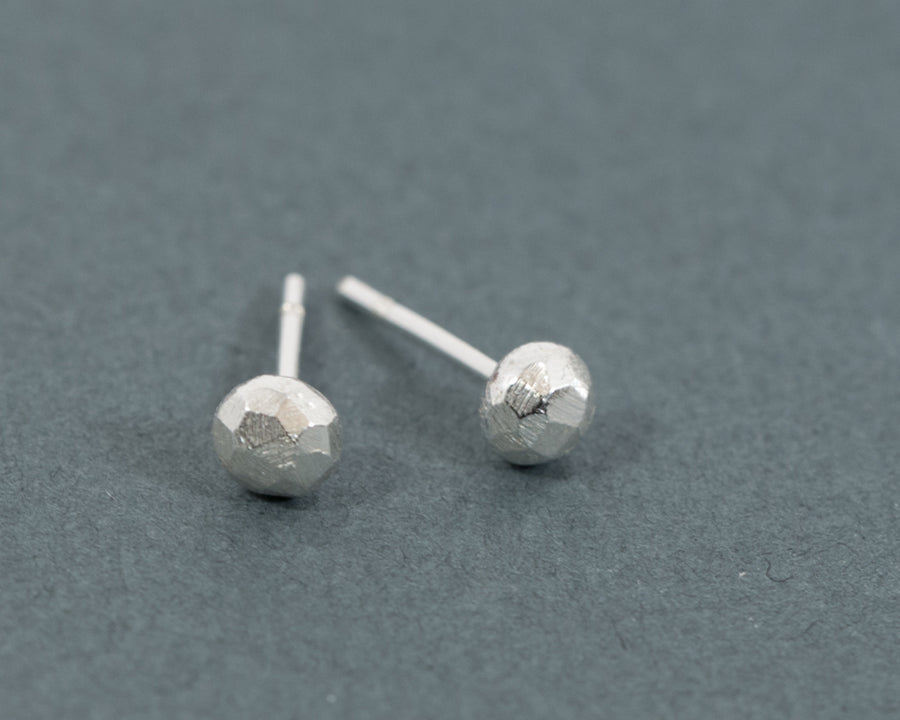 Pebble earrings