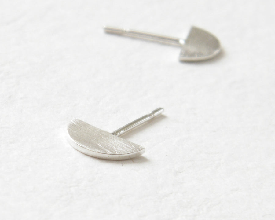Half circle stud earrings