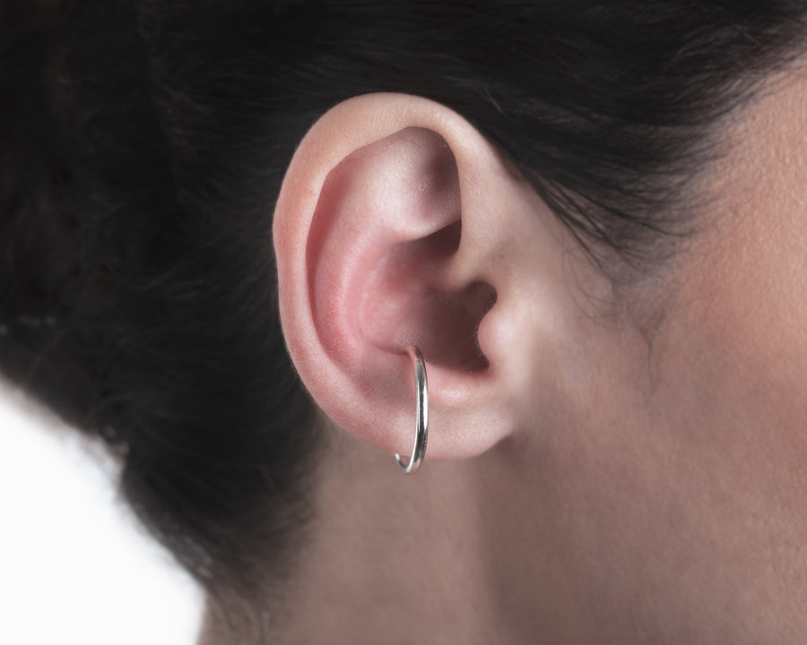 Open curve ear cuff