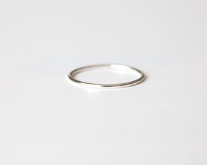 Thin stacking rings