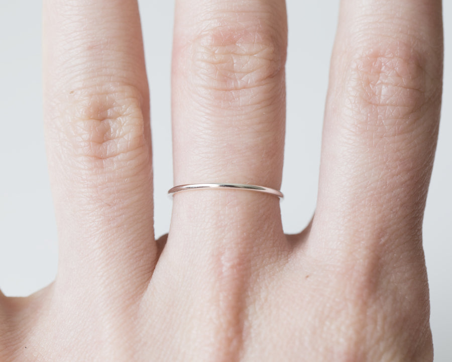 Thin stacking rings