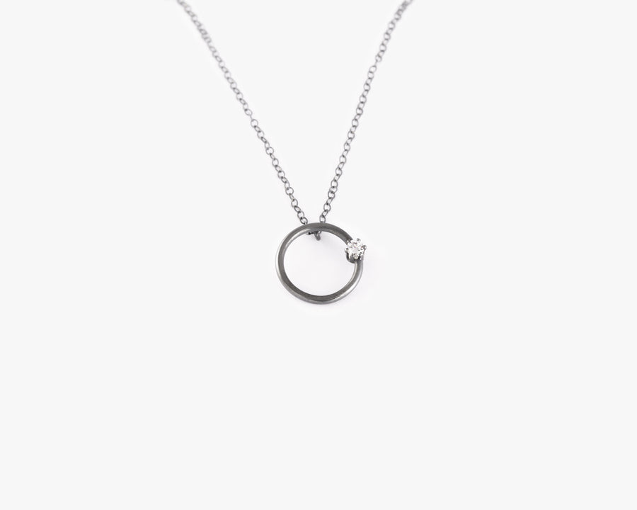 Zircon circle necklace