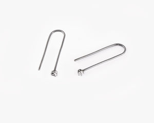 Zircon dangling earrings