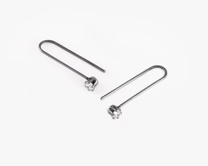 Zircon dangling earrings