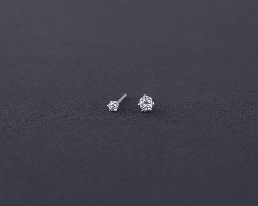 Zircon silver studs