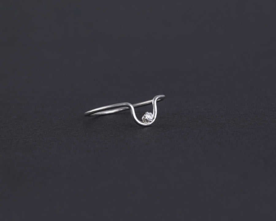 Zircon wave ring